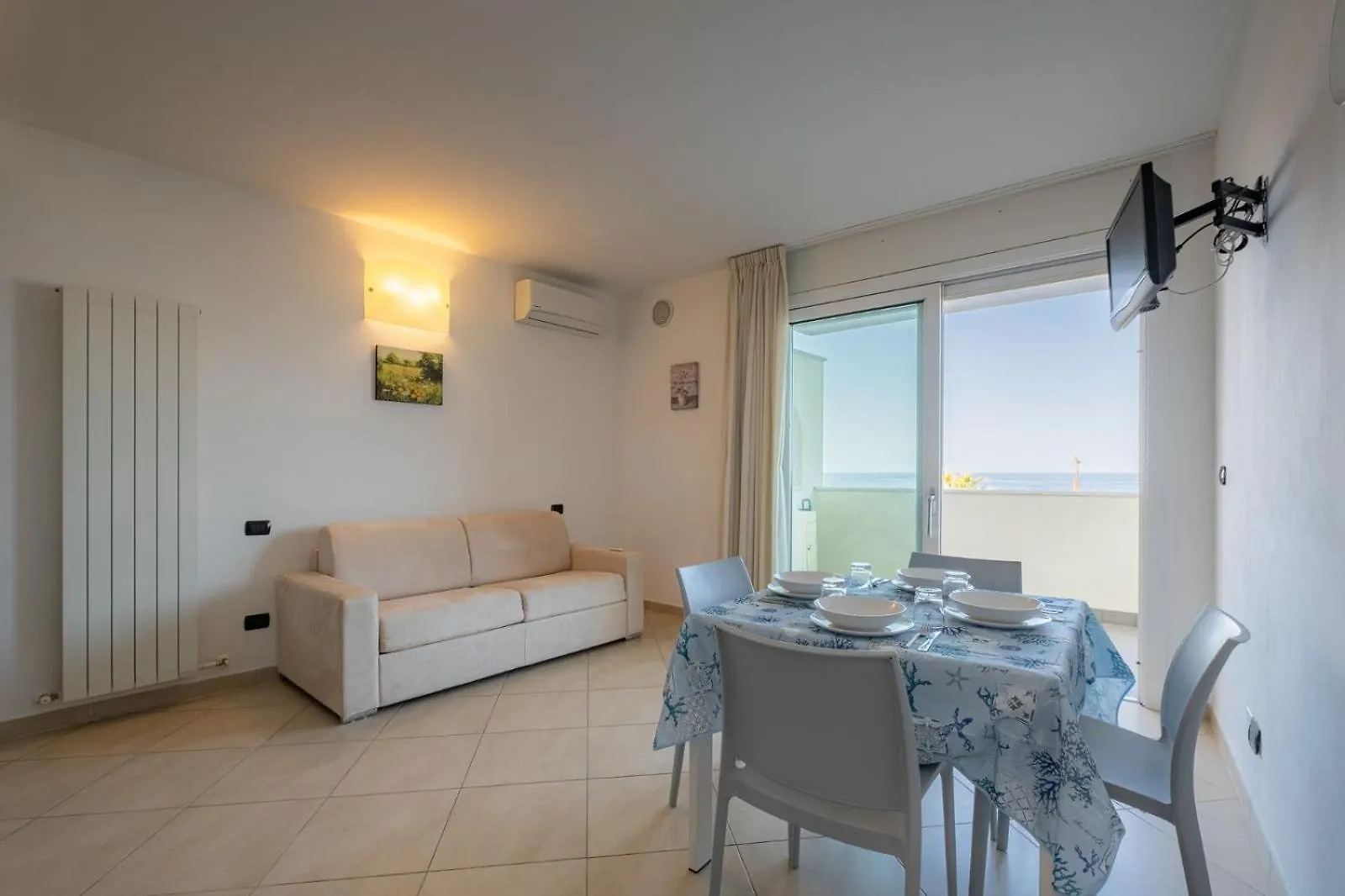Brezza Di Mare - Bilocale Panoramico Con Parcheggio Apartment Rimini
