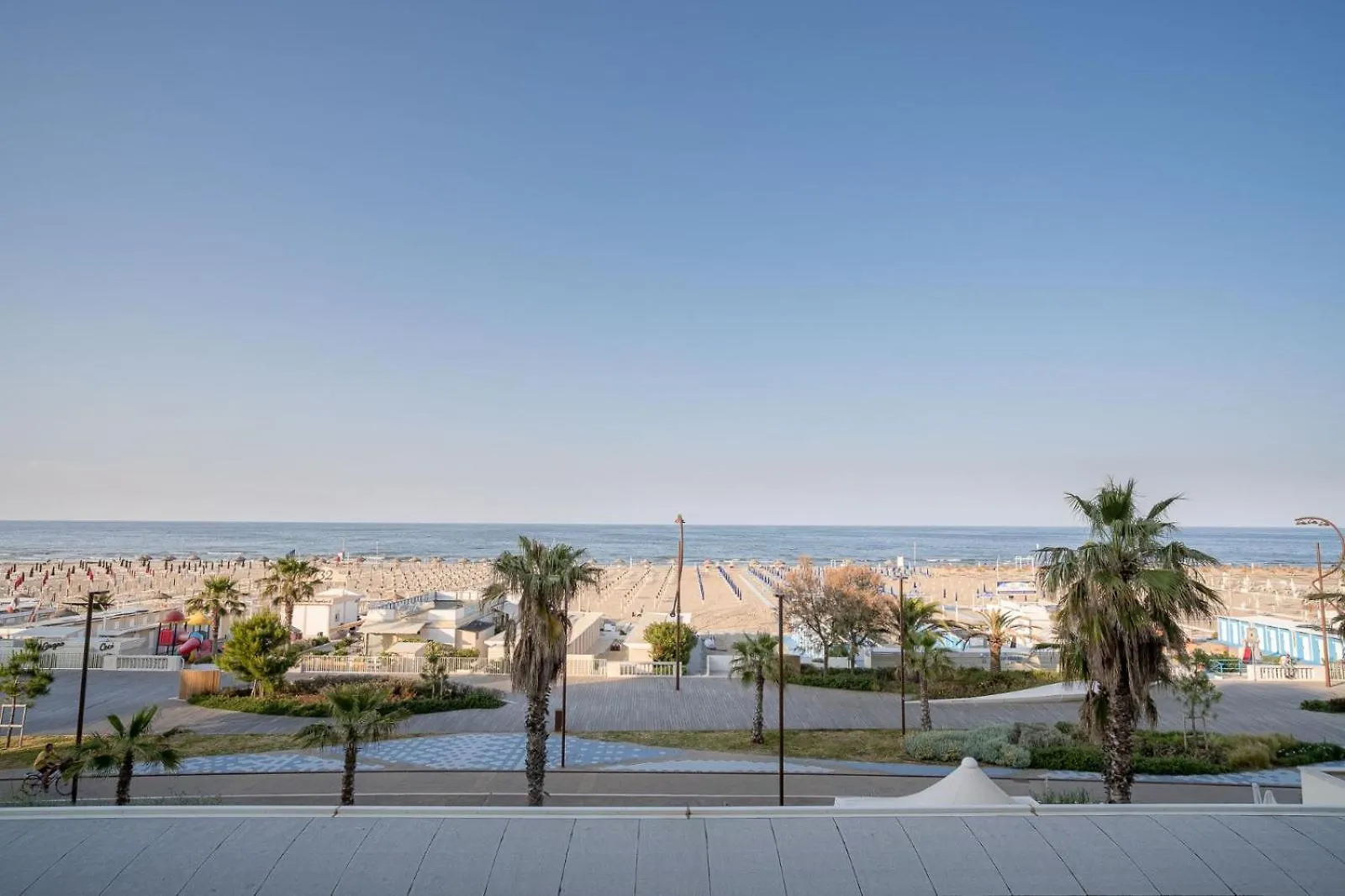 Brezza Di Mare - Bilocale Panoramico Con Parcheggio Apartment Rimini 0*,  Italy