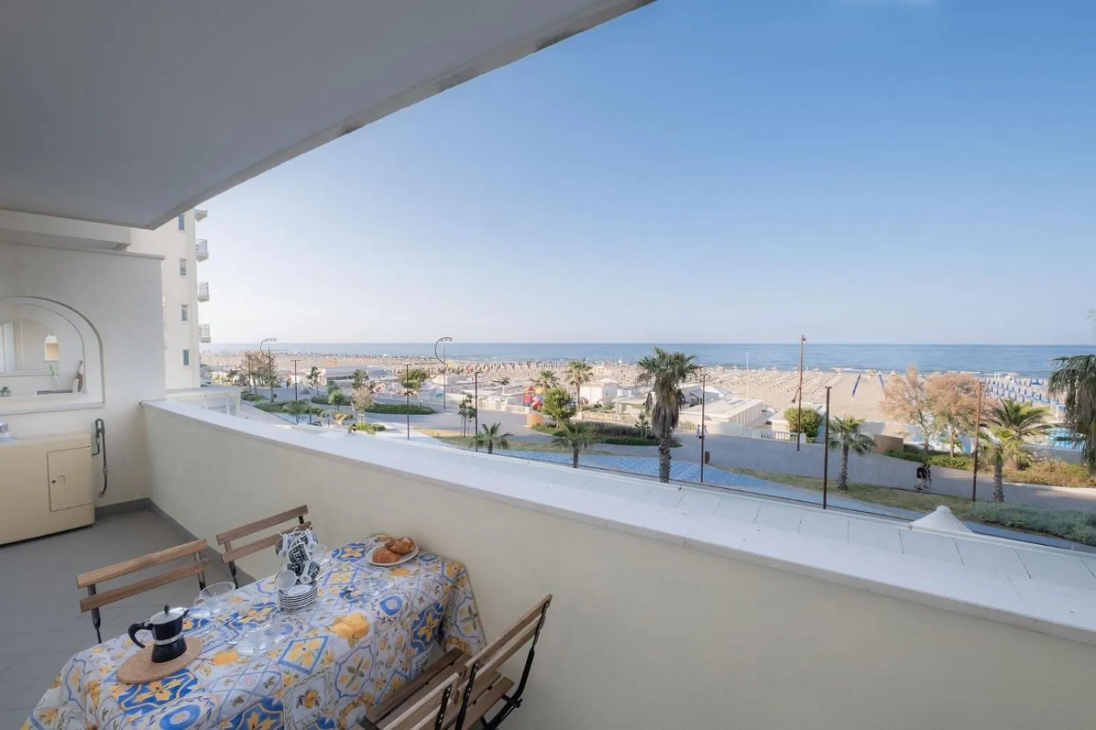 Brezza Di Mare - Bilocale Panoramico Con Parcheggio Apartment Rimini